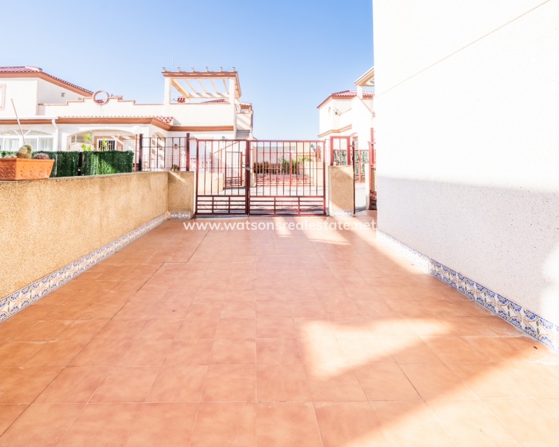 Resale - Quad - Urb. La Marina