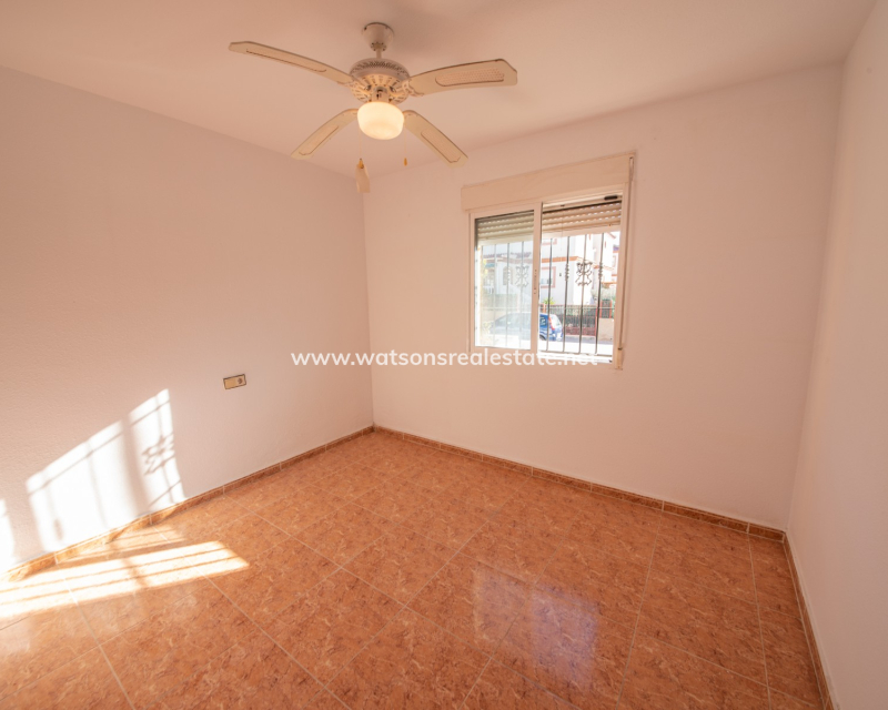 Resale - Quad - Urb. La Marina