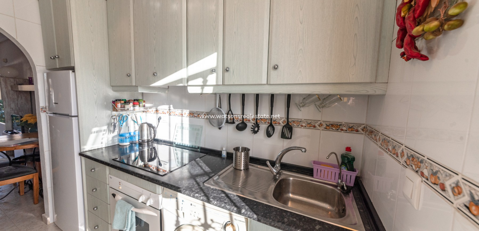 Resale - Radhus - Urb. El Oasis - La Marina