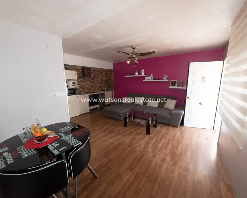 Resale - Radhus - Urb. La Marina