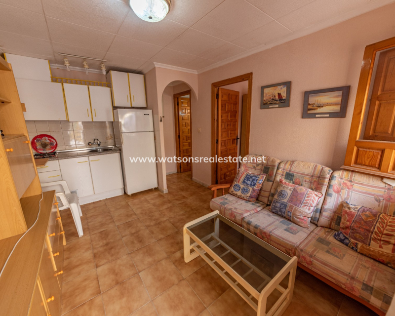 Resale - Radhus - Urb. La Marina