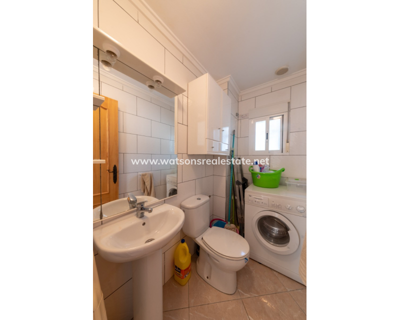 Resale - Radhus - Urb. La Marina