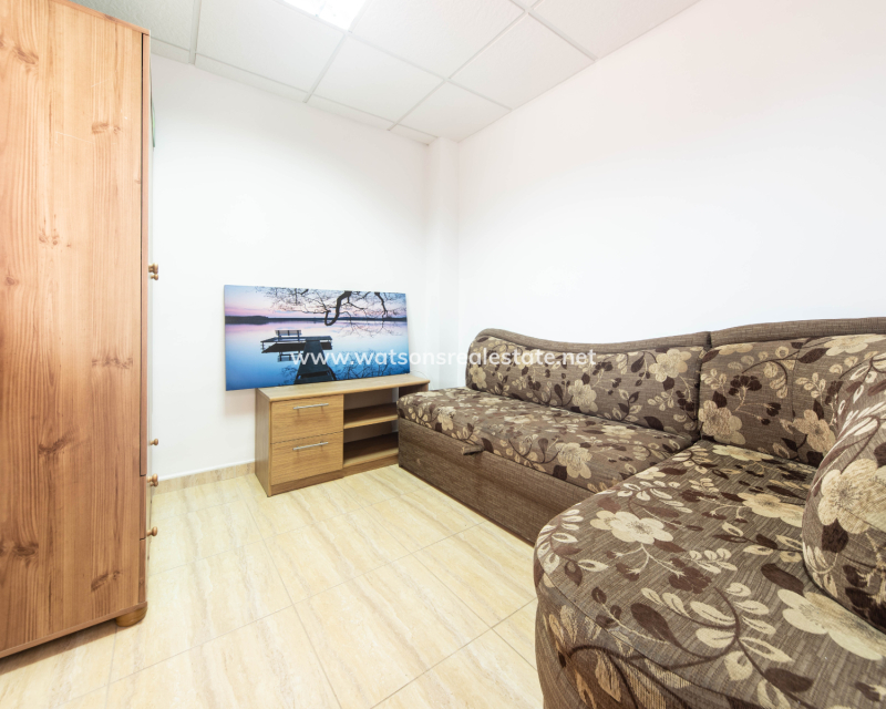 Resale - Radhus - Urb. La Marina