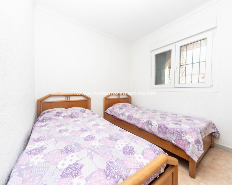 Resale - Radhus - Urb. La Marina