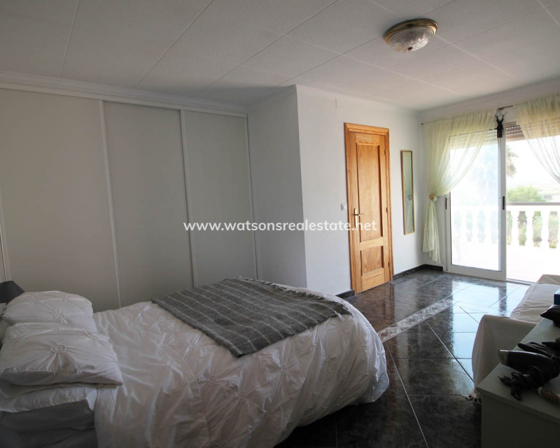 Resale - Radhus - Urb. La Marina