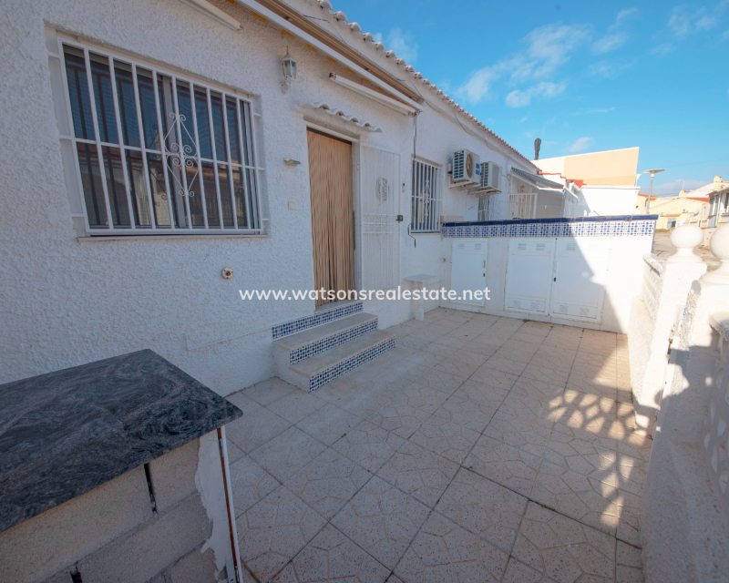 Resale - Radhus - Urb. La Marina