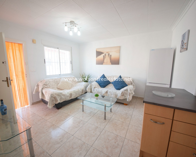Resale - Radhus - Urb. La Marina