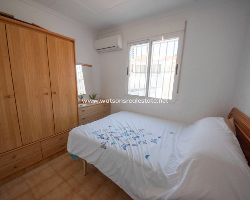 Resale - Radhus - Urb. La Marina