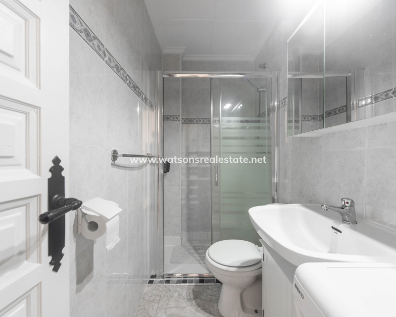 Resale - Radhus - Urb. La Marina