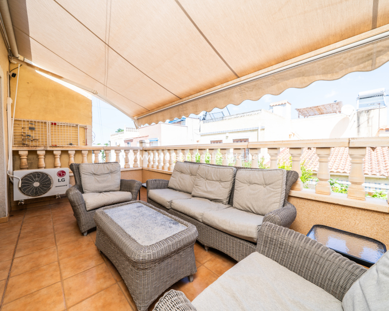 Resale - Radhus - Urb. La Marina