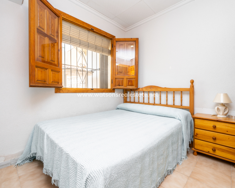 Resale - Radhus - Urb. La Marina