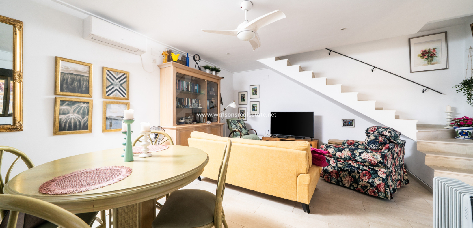 Resale - Radhus - Urb. La Marina