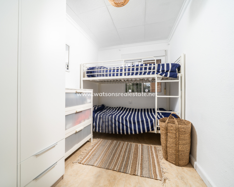 Resale - Radhus - Urb. La Marina