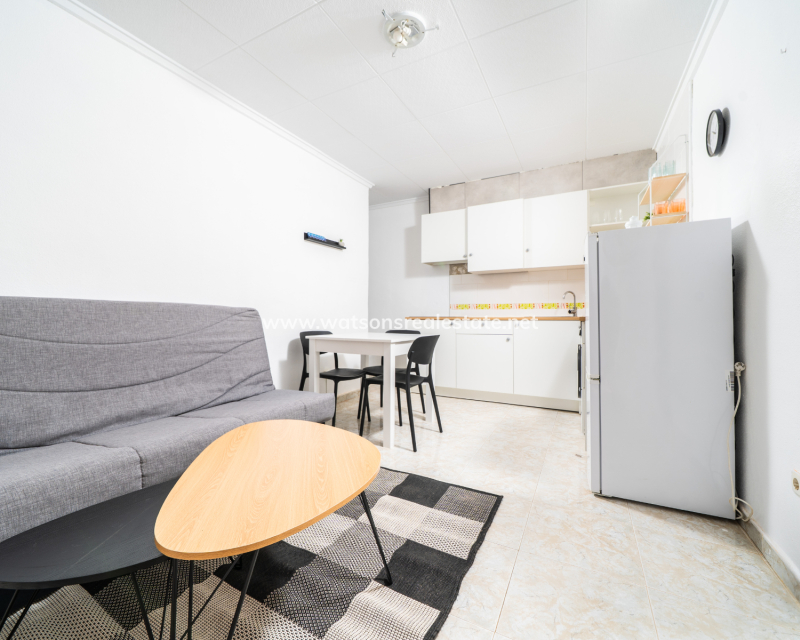 Resale - Radhus - Urb. La Marina