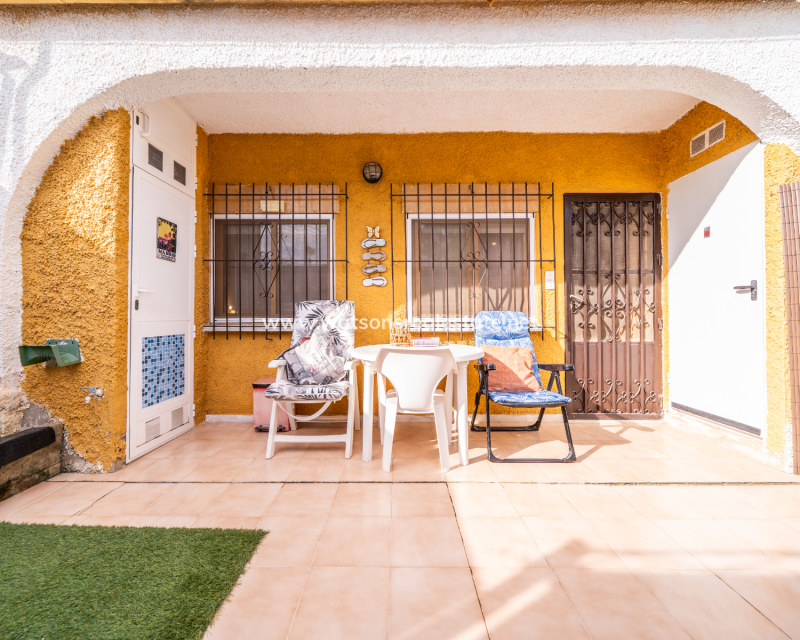 Resale - Radhus - Urb. La Marina