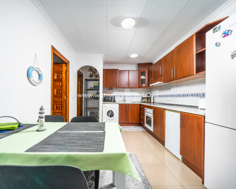 Resale - Radhus - Urb. La Marina