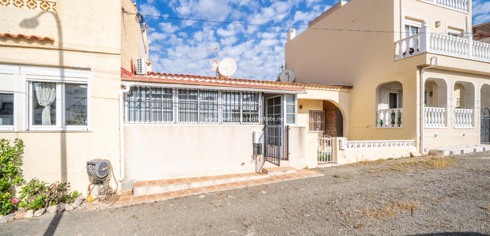 Resale - Radhus - Urb. La Marina