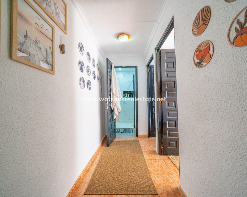 Resale - Radhus - Urb. La Marina