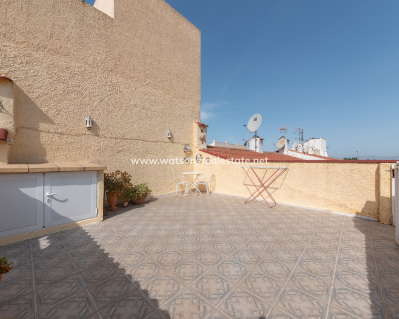 Resale - Reihenhaus - La Marina - Urb. La Marina