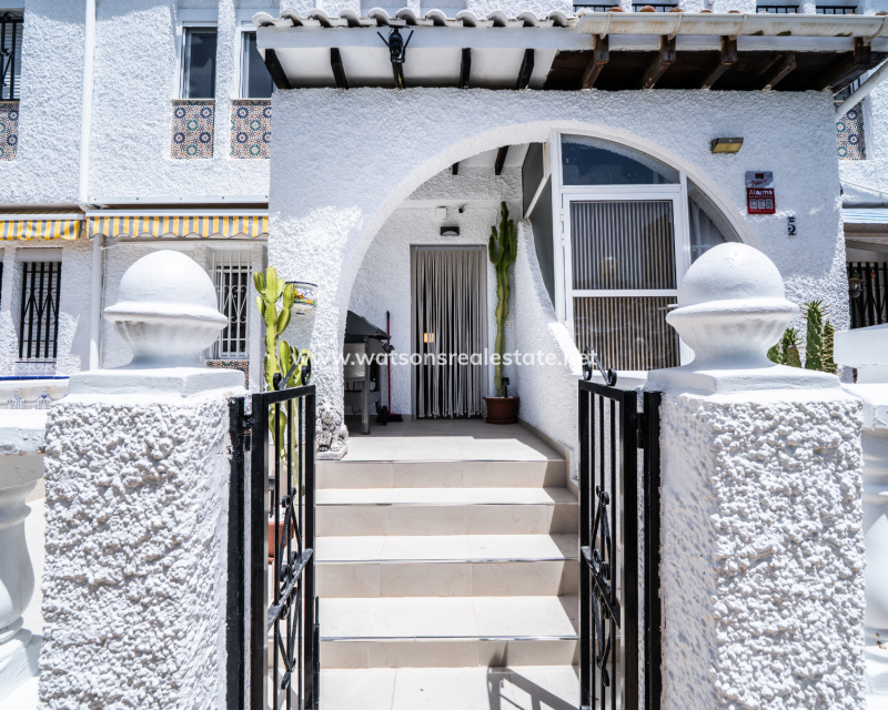 Resale - Reihenhaus - La Mata