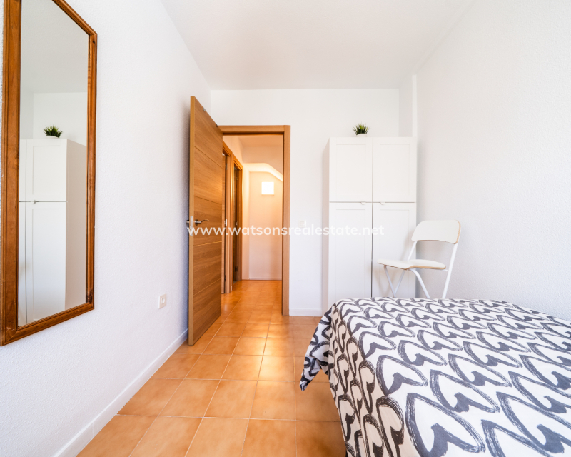Resale - Reihenhaus - La Mata