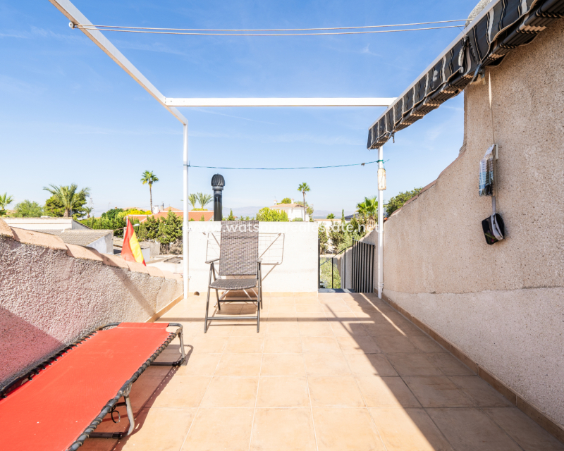 Resale - Reihenhaus - Urb. El Oasis - La Marina