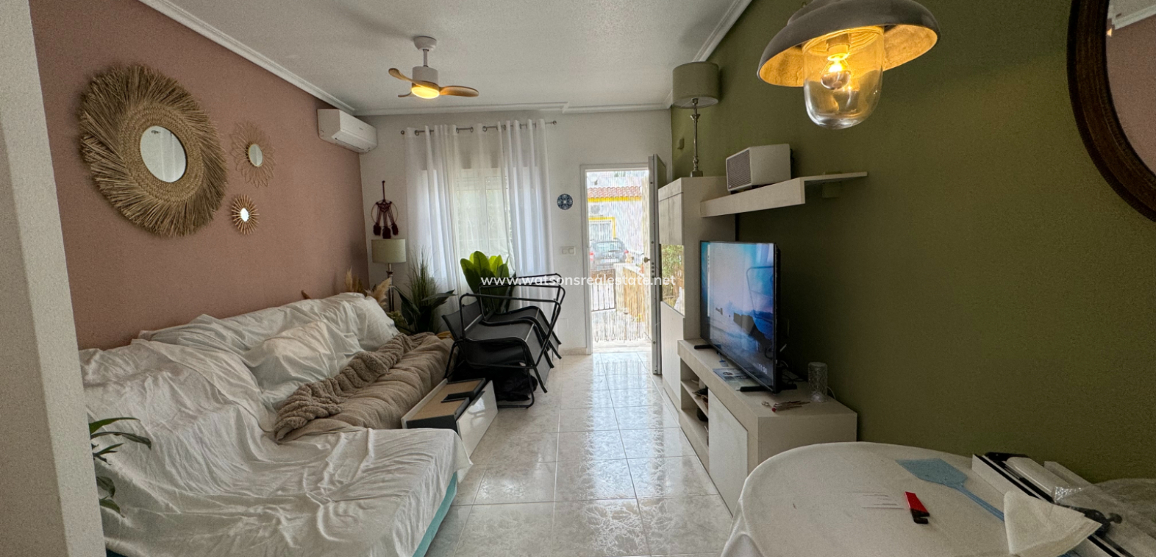 Resale - Reihenhaus - Urb. El Oasis - La Marina