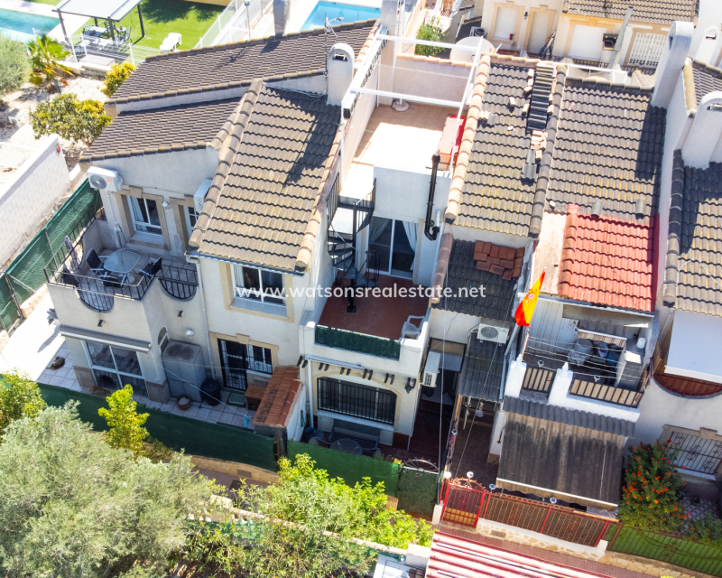 Resale - Reihenhaus - Urb. El Oasis - La Marina