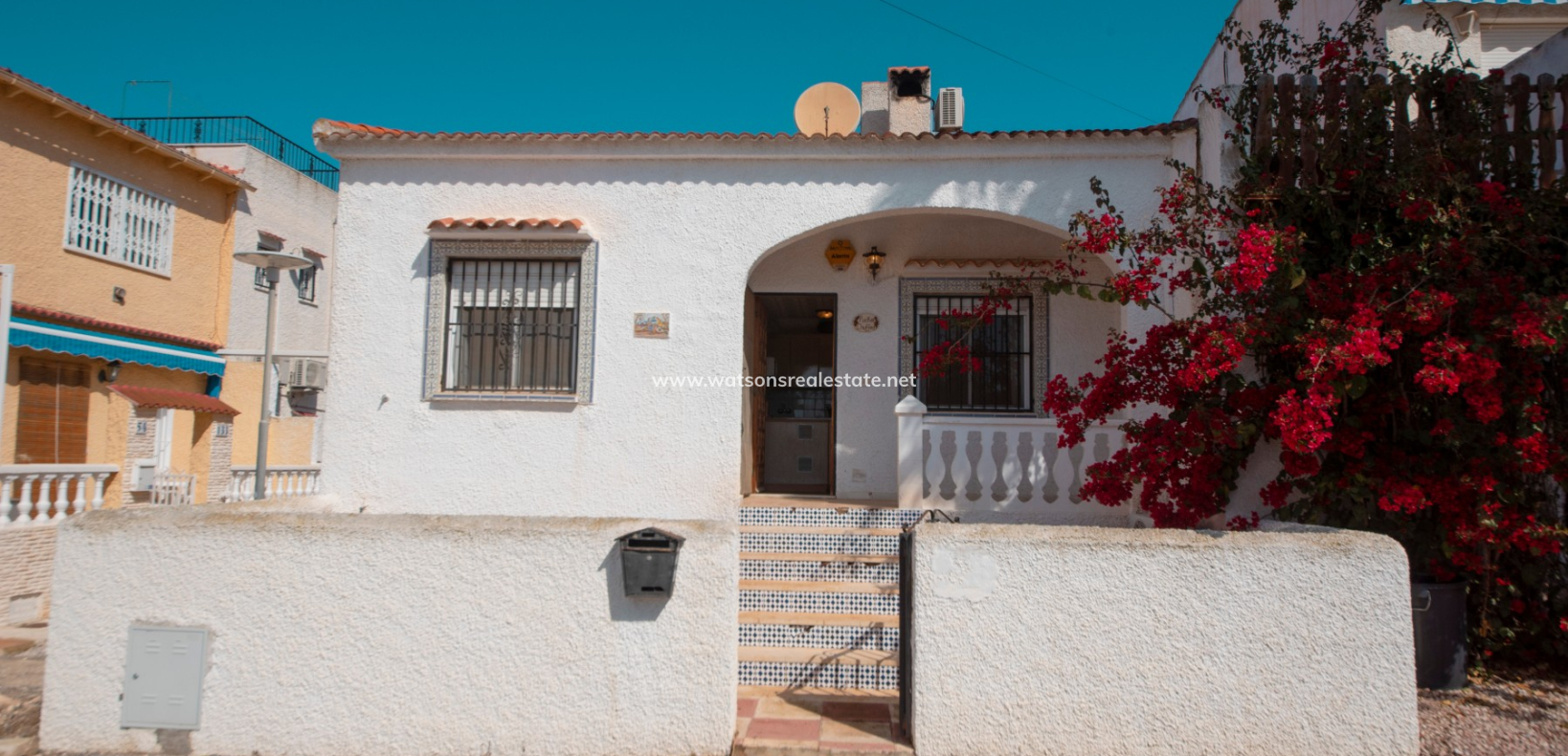 Resale - Reihenhaus - Urb. La Marina