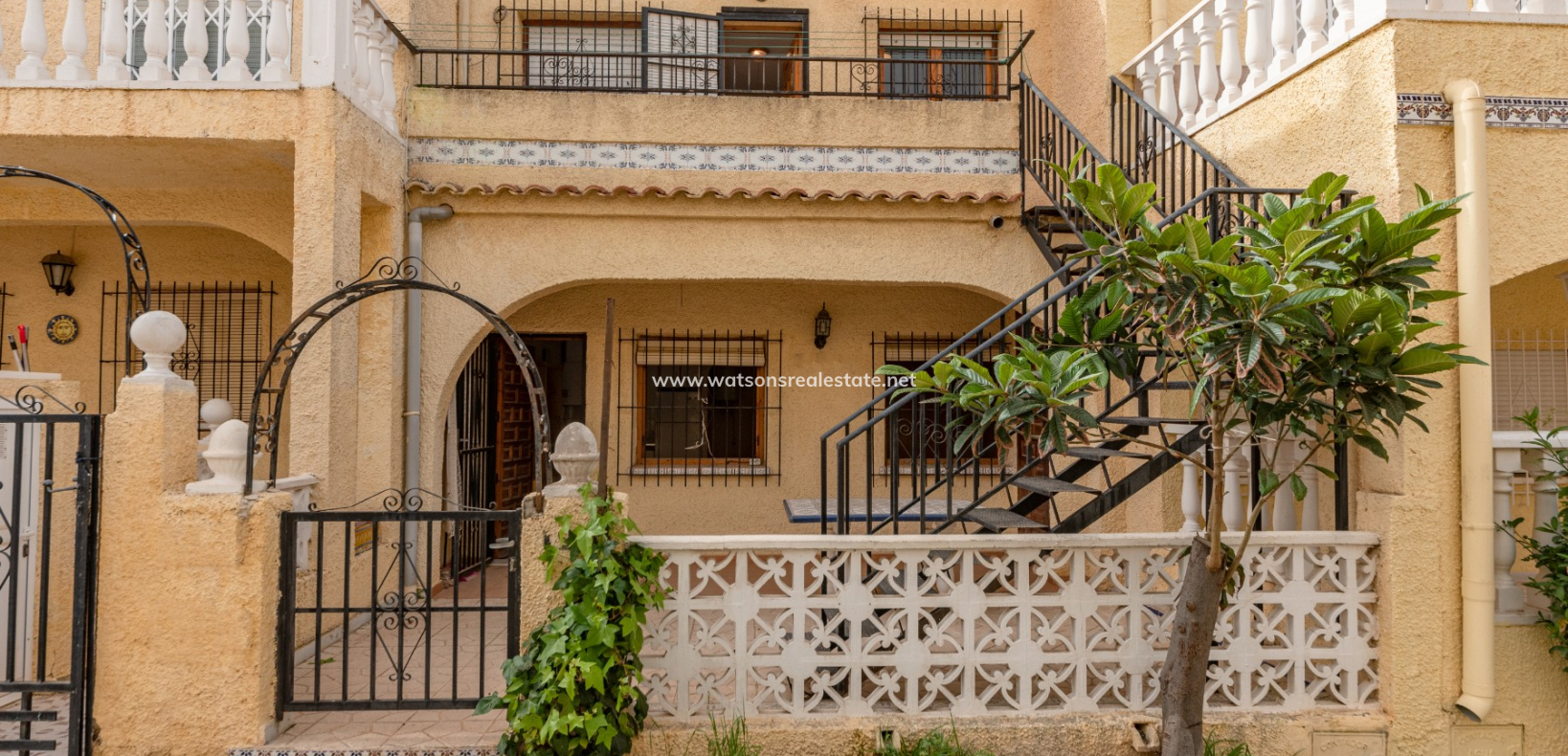 Resale - Reihenhaus - Urb. La Marina