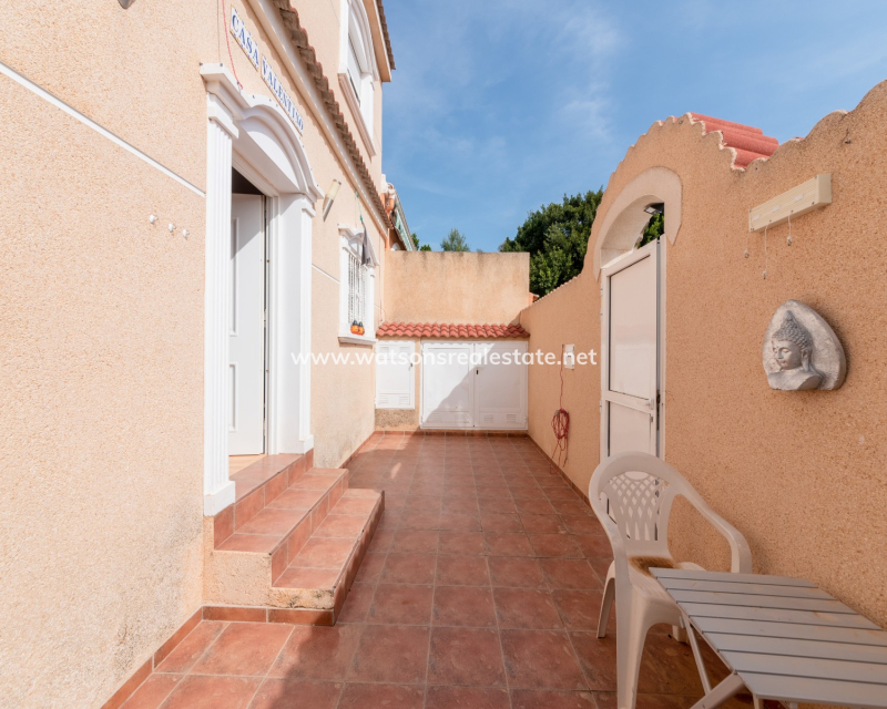 Resale - Reihenhaus - Urb. La Marina