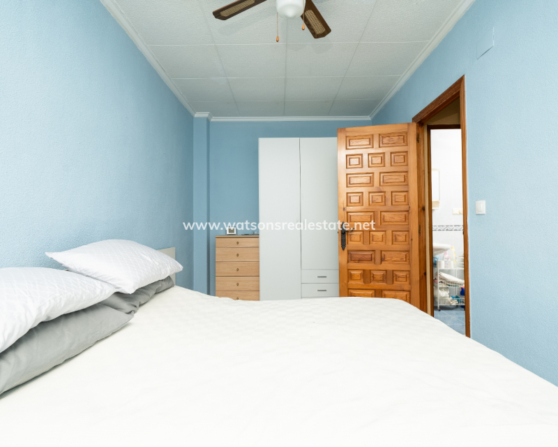 Resale - Reihenhaus - Urb. La Marina