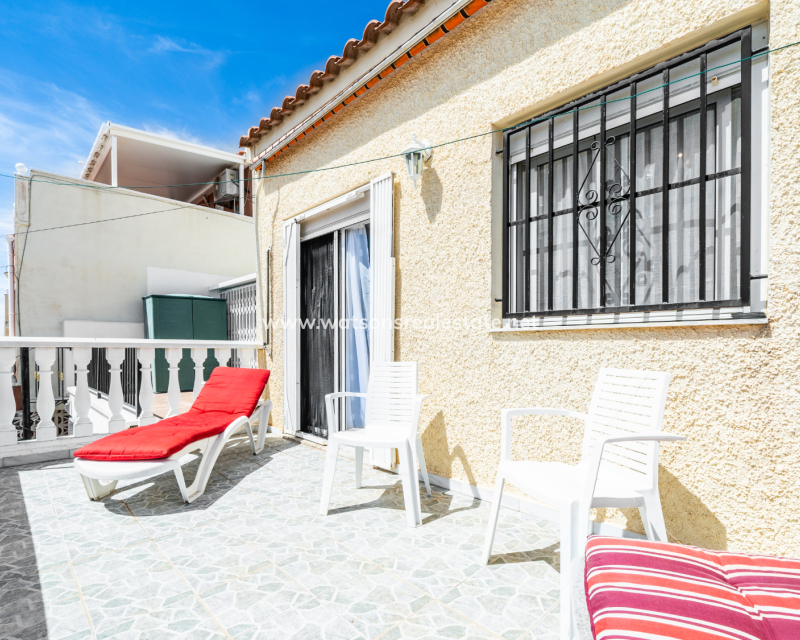 Resale - Reihenhaus - Urb. La Marina