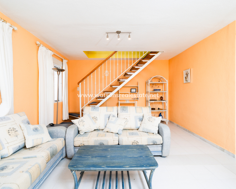 Resale - Reihenhaus - Urb. La Marina