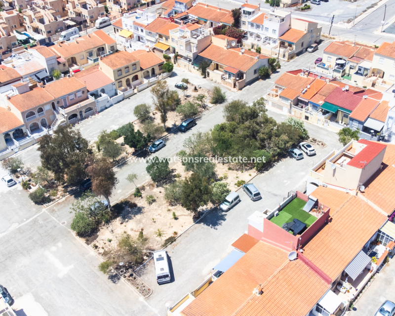 Resale - Reihenhaus - Urb. La Marina