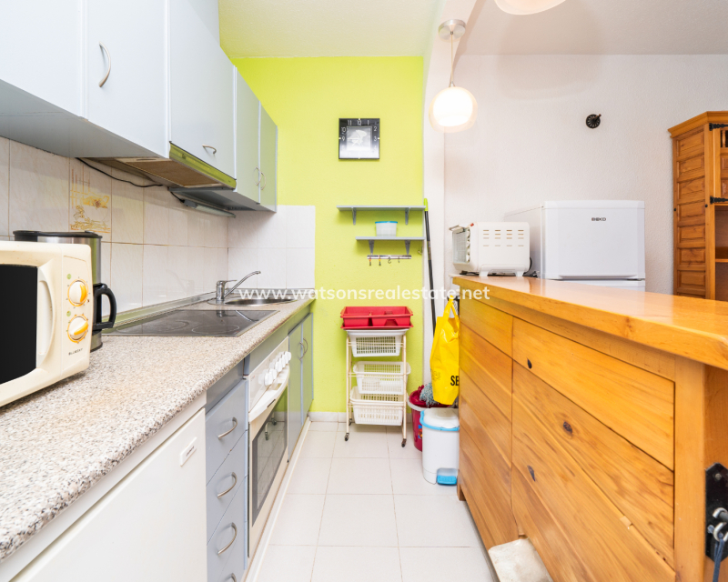 Resale - Reihenhaus - Urb. La Marina