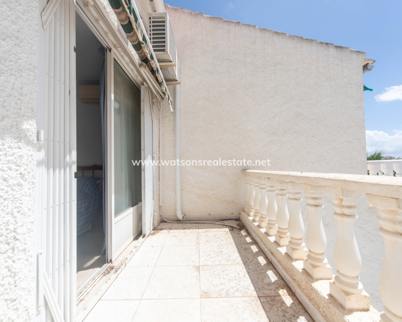 Resale - Reihenhaus - Urb. La Marina