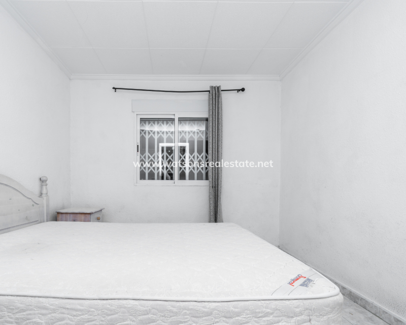 Resale - Reihenhaus - Urb. La Marina