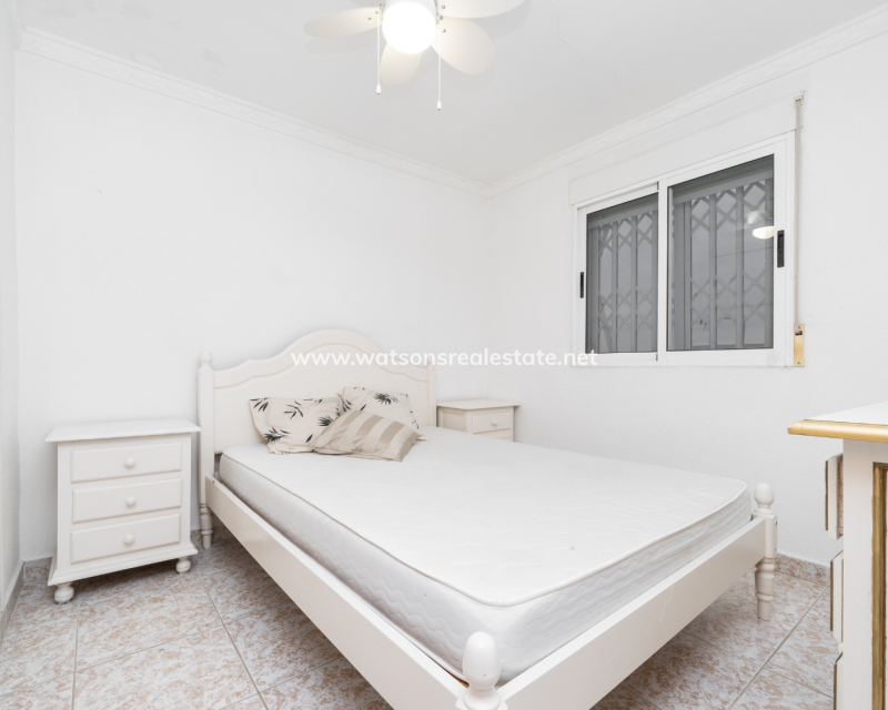 Resale - Reihenhaus - Urb. La Marina