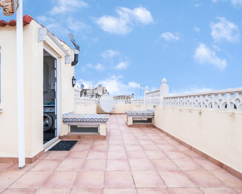 Resale - Reihenhaus - Urb. La Marina