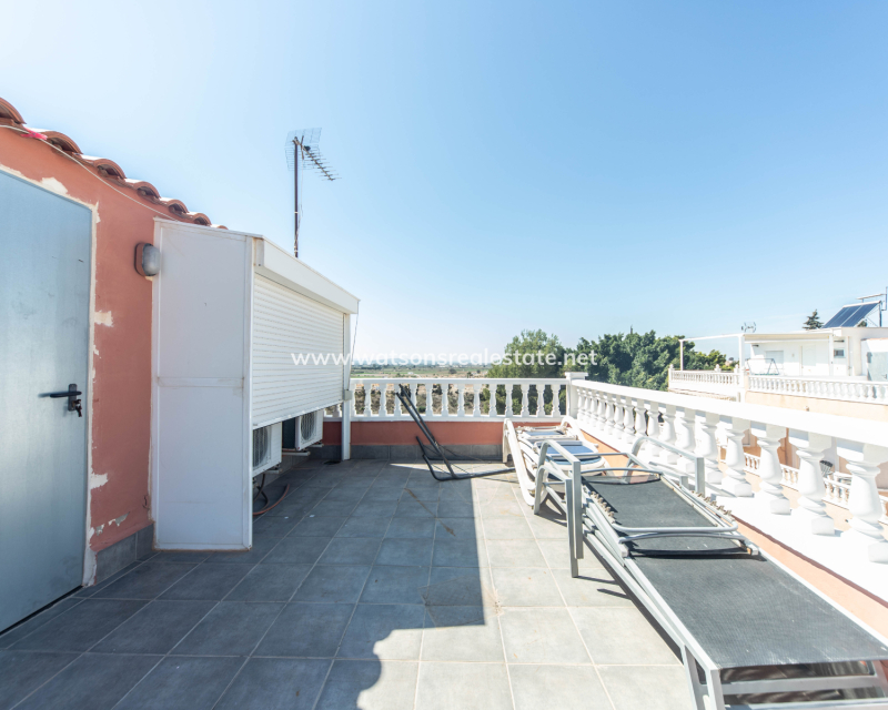 Resale - Reihenhaus - Urb. La Marina