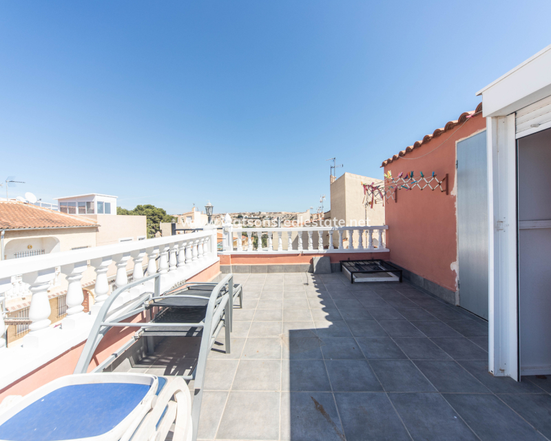 Resale - Reihenhaus - Urb. La Marina