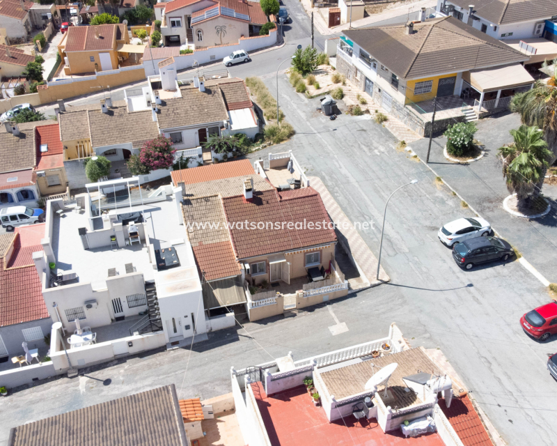 Resale - Reihenhaus - Urb. La Marina