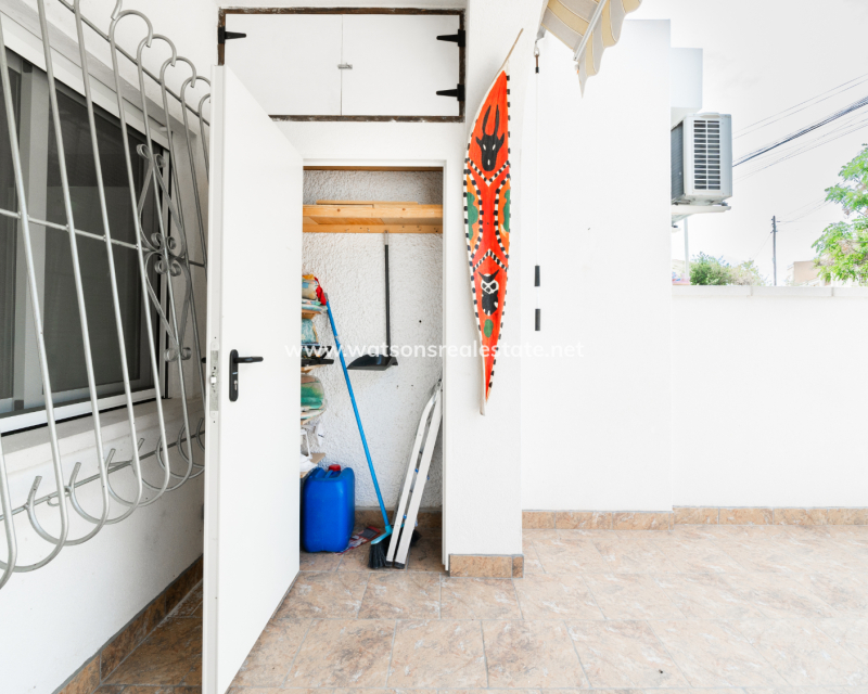 Resale - Reihenhaus - Urb. La Marina