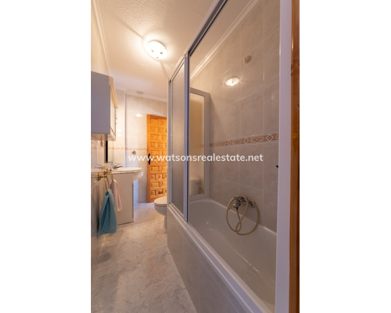 Resale - Reihenhaus - Urb. La Marina