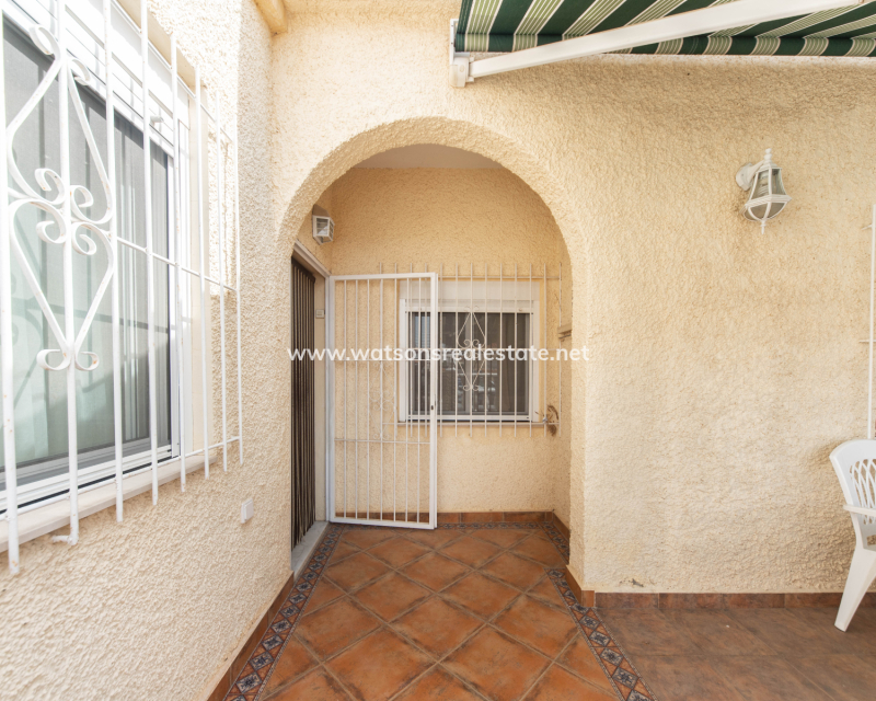 Resale - Reihenhaus - Urb. La Marina