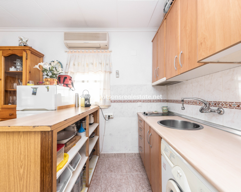 Resale - Reihenhaus - Urb. La Marina