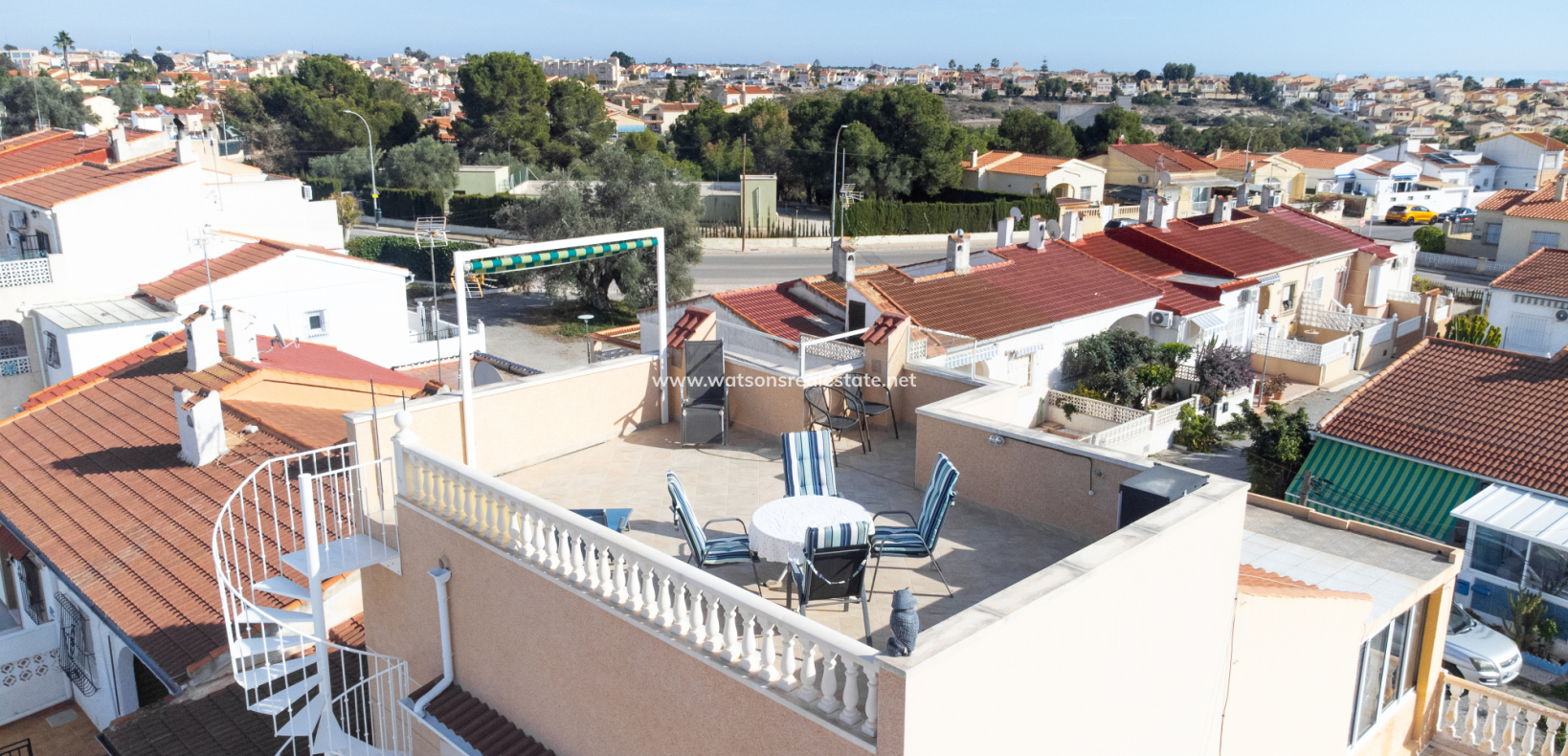 Resale - Reihenhaus - Urb. La Marina