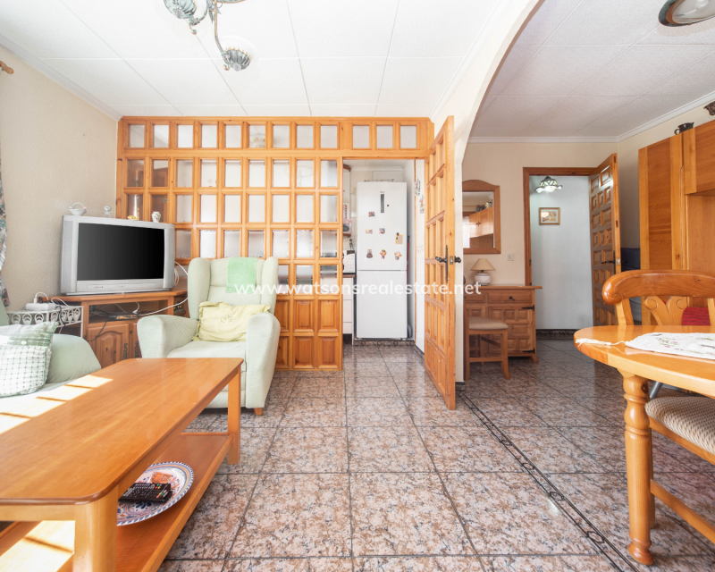 Resale - Reihenhaus - Urb. La Marina