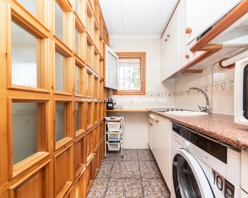 Resale - Reihenhaus - Urb. La Marina